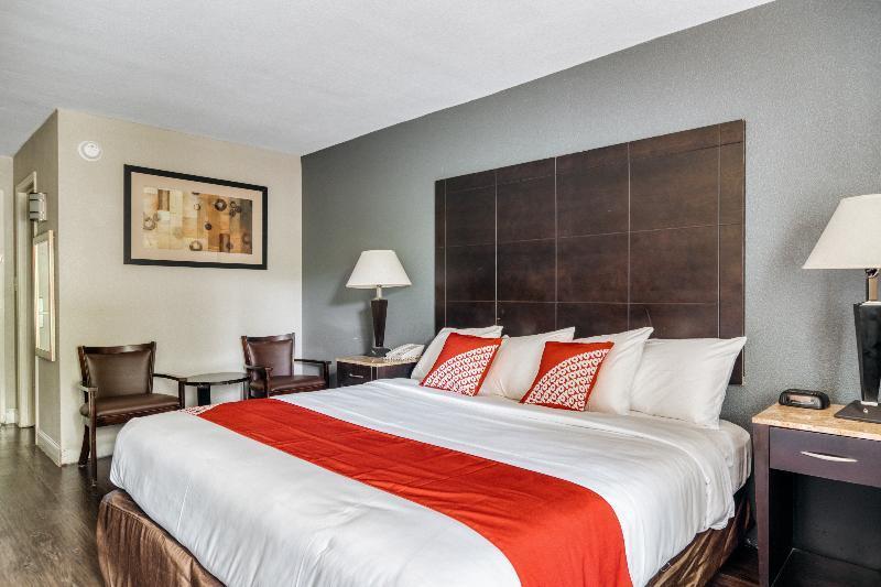 Rodeway Inn Columbia Bagian luar foto