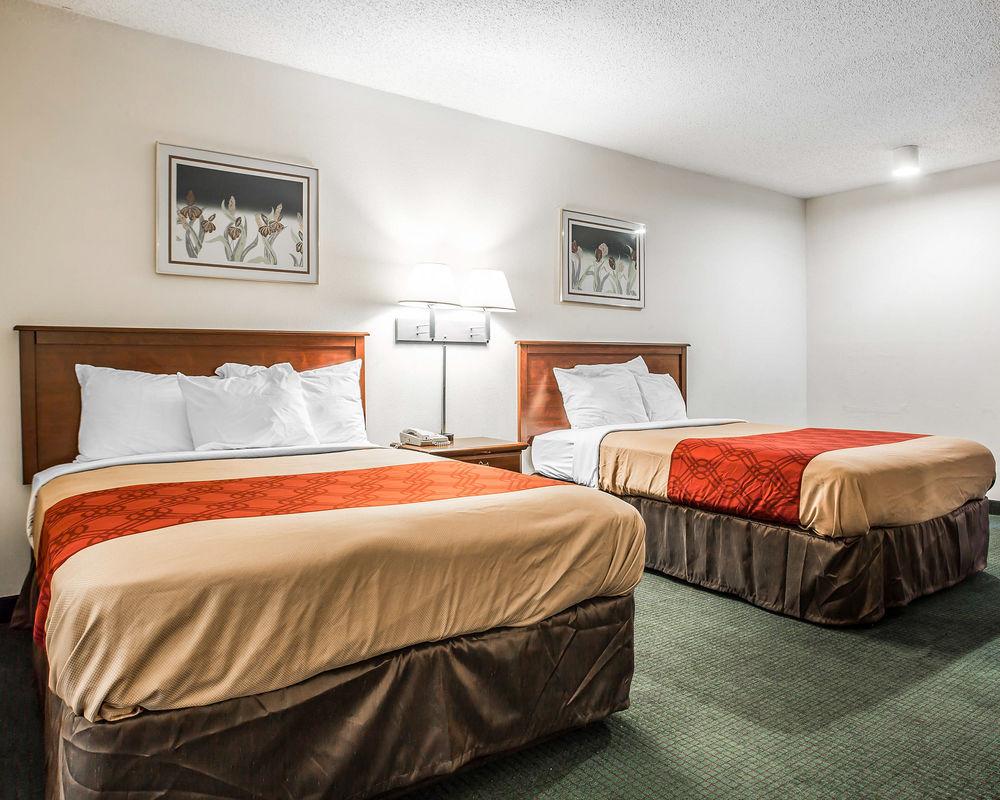 Rodeway Inn Columbia Bagian luar foto