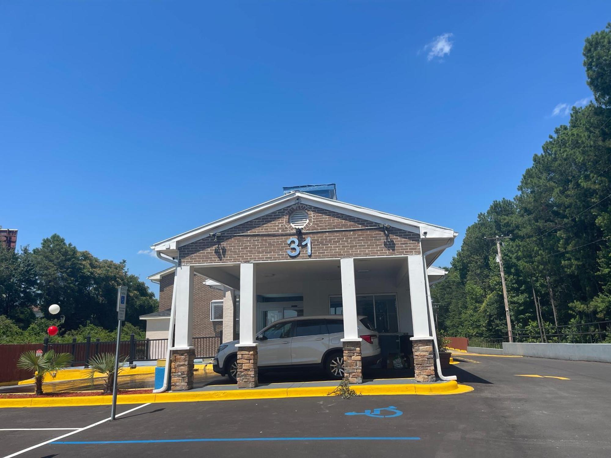Rodeway Inn Columbia Bagian luar foto