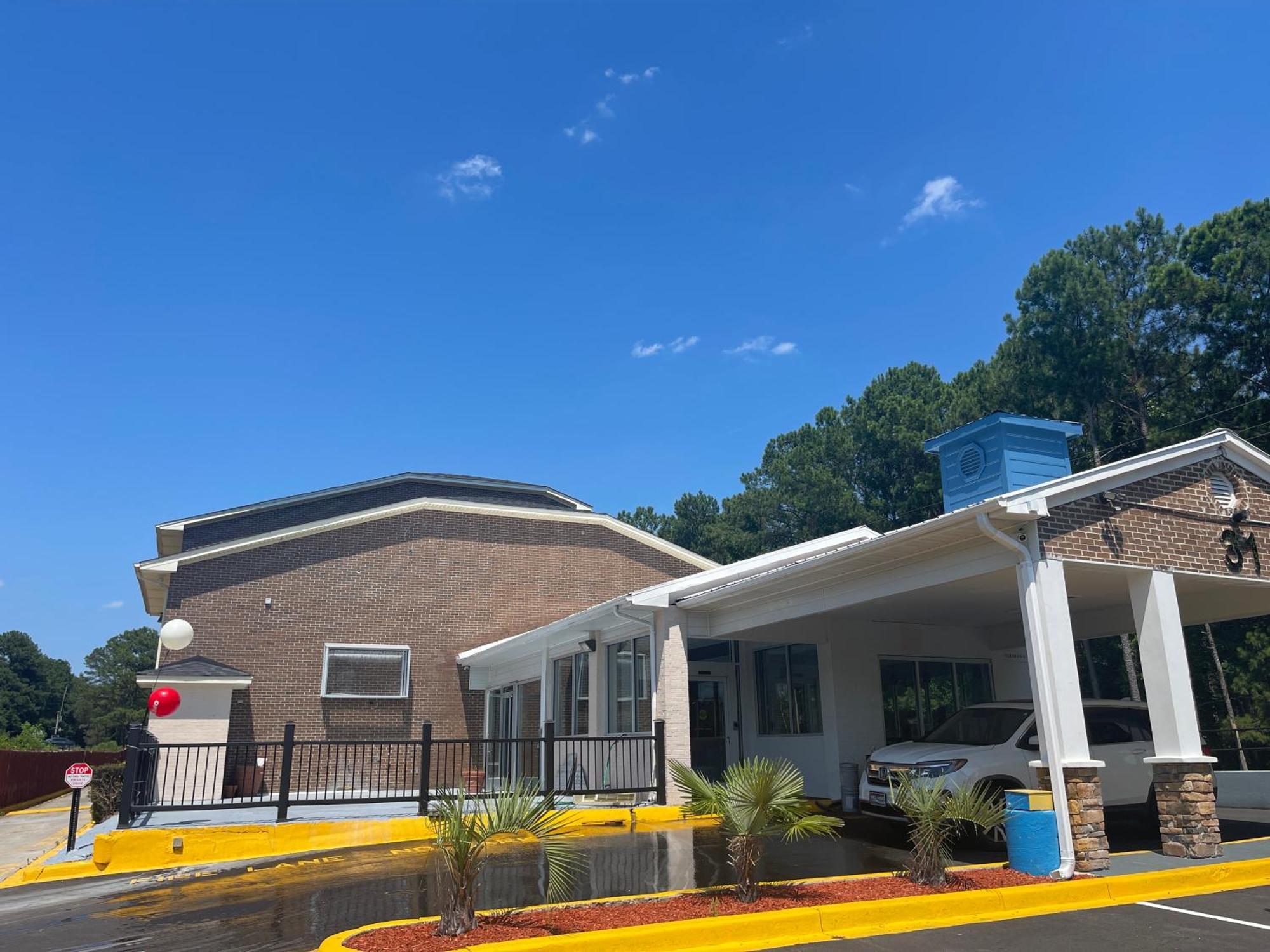 Rodeway Inn Columbia Bagian luar foto