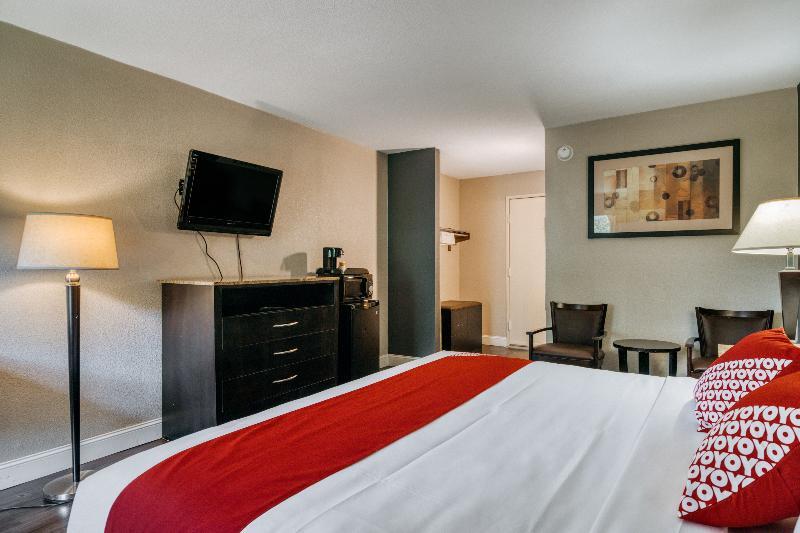 Rodeway Inn Columbia Bagian luar foto